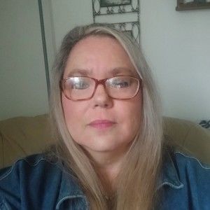 Meet your Posher, Dacia